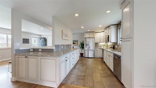 389 W Caley Drive, Littleton, CO 80120