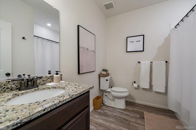 849 N Vandriver Way, Aurora, CO 80018