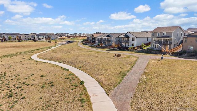 849 N Vandriver Way, Aurora, CO 80018