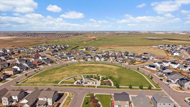 849 N Vandriver Way, Aurora, CO 80018