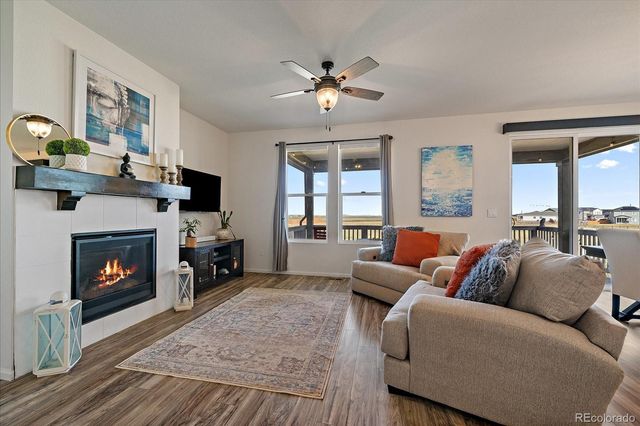 849 N Vandriver Way, Aurora, CO 80018