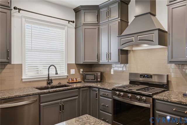 10618 Valor Ln, Chesterfield, VA 23832