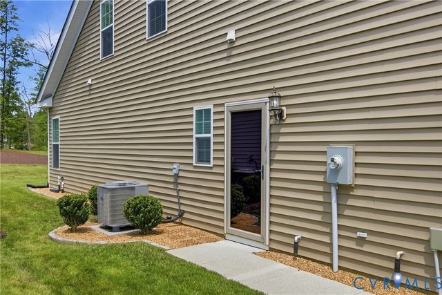 10618 Valor Ln, Chesterfield, VA 23832