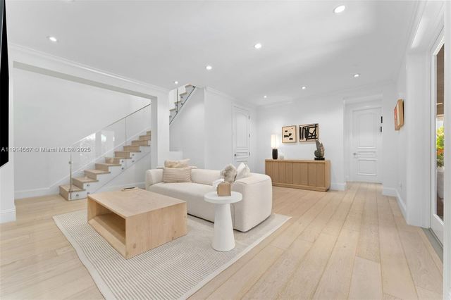 1210 95th St, Bay Harbor Islands, FL 33154