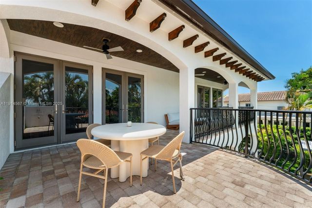 1210 95th St, Bay Harbor Islands, FL 33154