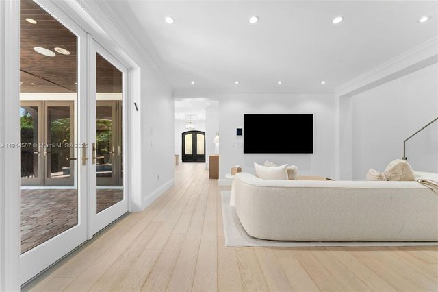 1210 95th St, Bay Harbor Islands, FL 33154