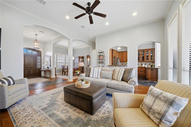 4401 Spring Branch Court, College Station, TX 77845