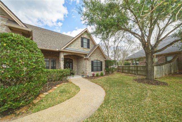 4401 Spring Branch Court, College Station, TX 77845