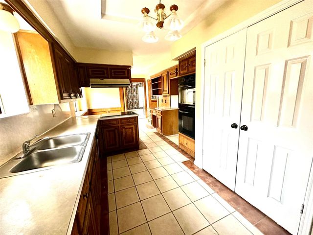 15503 Monte Vista Drive, Houston, TX 77083