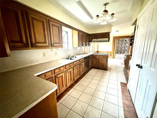 15503 Monte Vista Drive, Houston, TX 77083