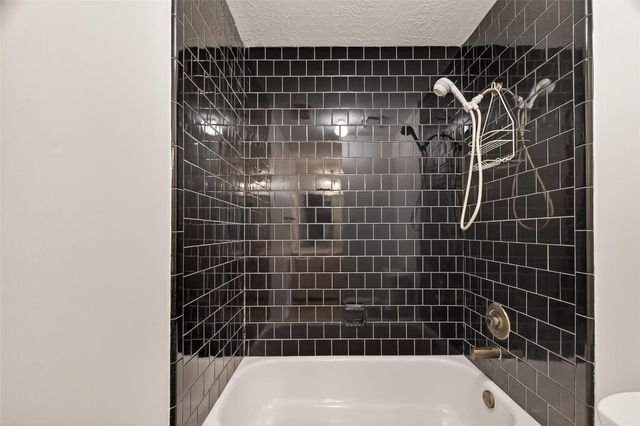 2406 Droxford Drive, Houston, TX 77008