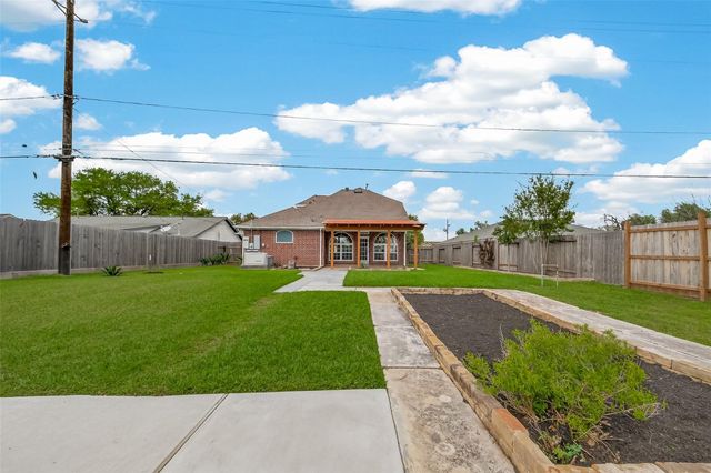 2406 Droxford Drive, Houston, TX 77008
