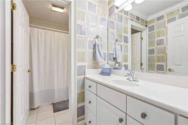 131 Wing Haven Circle, Winston-salem, NC 27106
