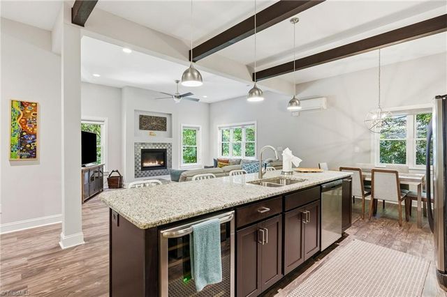 131 Wing Haven Circle, Winston-salem, NC 27106