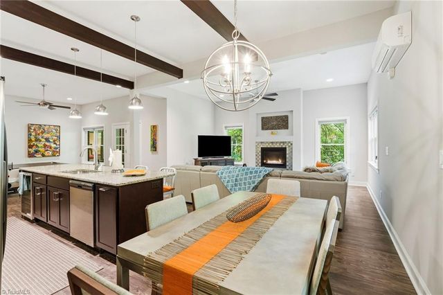 131 Wing Haven Circle, Winston-salem, NC 27106