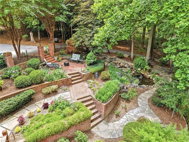 131 Wing Haven Circle, Winston-salem, NC 27106