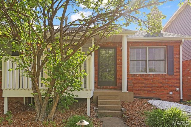 300 Pine Lake Road 9, Collinsville, IL 62234