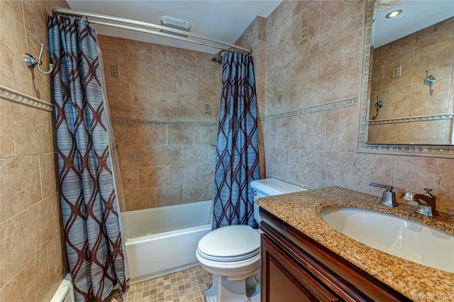 718 Farmers Avenue, Bellmore, NY 11710