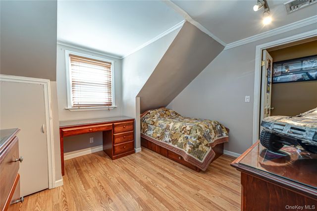 718 Farmers Avenue, Bellmore, NY 11710