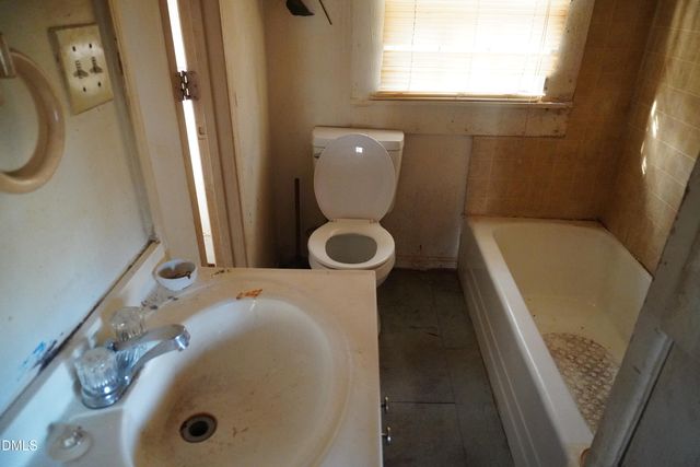 216 Nassau Street, Youngsville, NC 27596