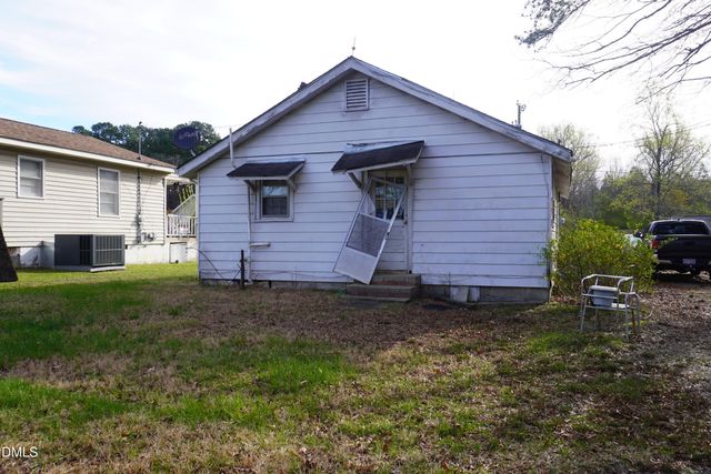 216 Nassau Street, Youngsville, NC 27596