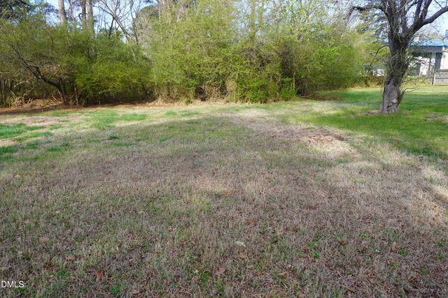 216 Nassau Street, Youngsville, NC 27596