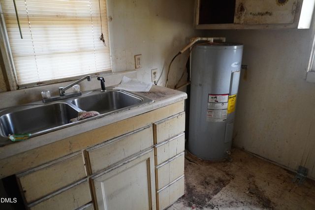 216 Nassau Street, Youngsville, NC 27596