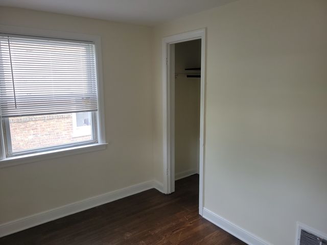 9126 S Perry Avenue, Chicago, IL 60620