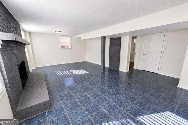 4675 Lincoln Way SW, Lilburn, GA 30047