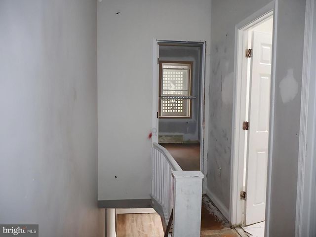 5235 E ROOSEVELT BLVD, Philadelphia, PA 19124