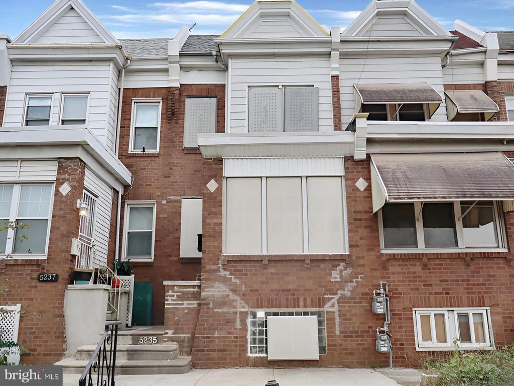 5235 E ROOSEVELT BLVD, Philadelphia, PA 19124
