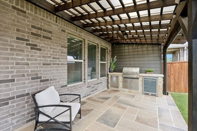 400 Acton Avenue, Fort Worth, TX 76131