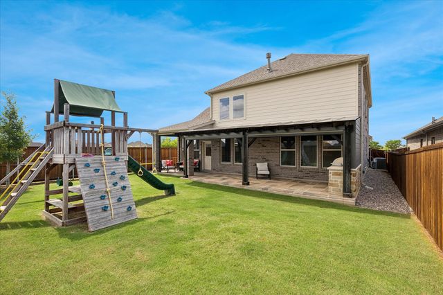 400 Acton Avenue, Fort Worth, TX 76131