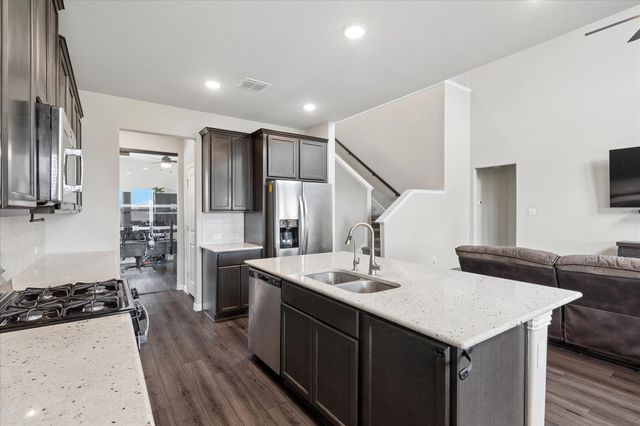 400 Acton Avenue, Fort Worth, TX 76131