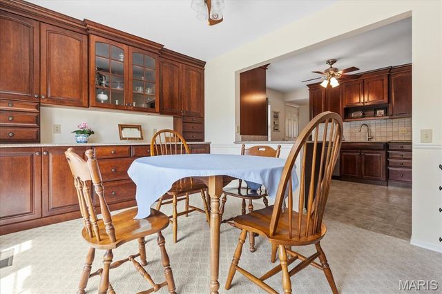 287 Glen Valley Drive, Chesterfield, MO 63017