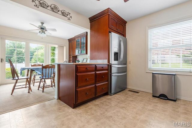 287 Glen Valley Drive, Chesterfield, MO 63017