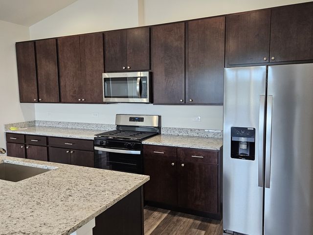 17 Apollo Court, Tinley Park, IL 60477