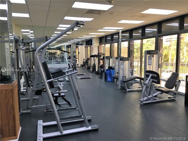 1450 Brickell Bay Dr 1604, Miami, FL 33131