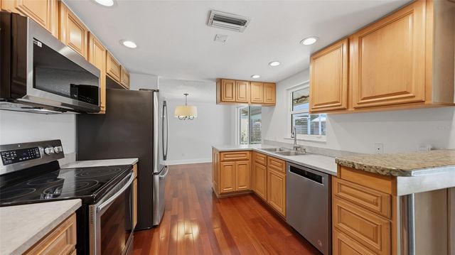 2220 DOUD STREET, Sarasota, FL 34231