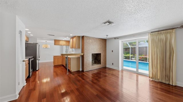 2220 DOUD STREET, Sarasota, FL 34231