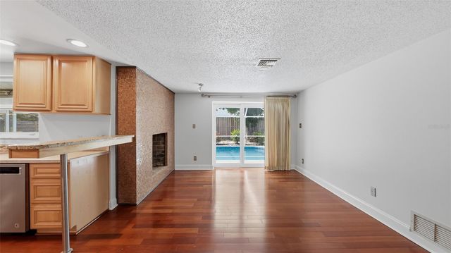 2220 DOUD STREET, Sarasota, FL 34231