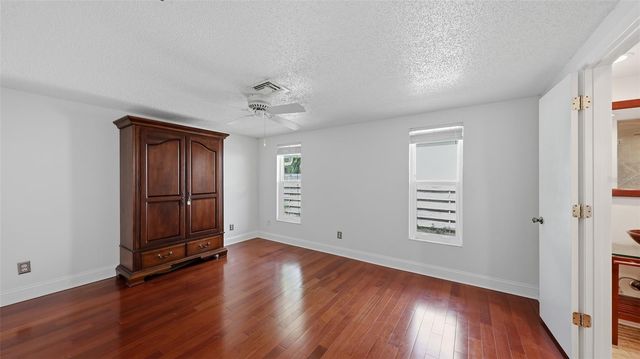2220 DOUD STREET, Sarasota, FL 34231