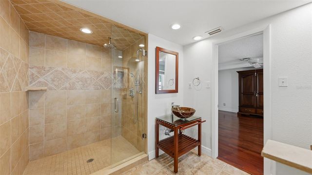 2220 DOUD STREET, Sarasota, FL 34231