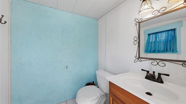 2220 DOUD STREET, Sarasota, FL 34231