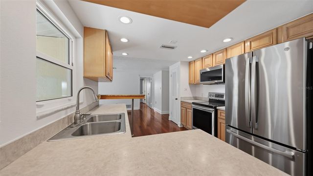 2220 DOUD STREET, Sarasota, FL 34231