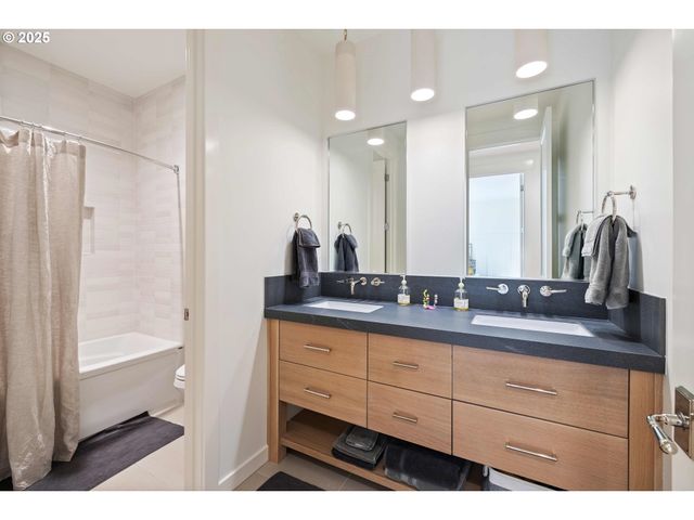 3410 Nw MCMASTER Dr, Camas, WA 98607