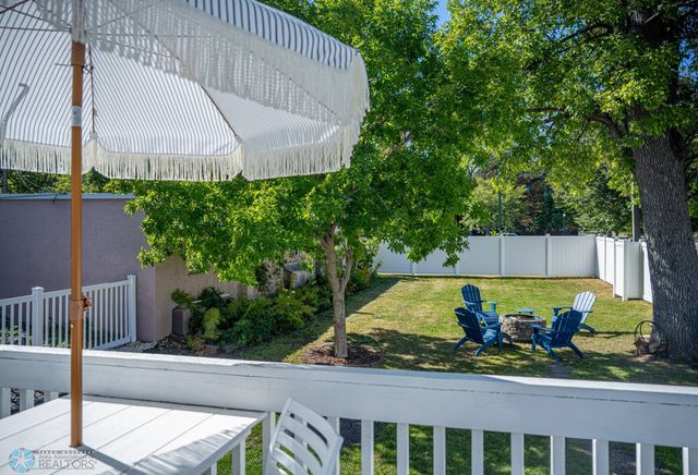 203 8th Street S, Fargo, ND 58103