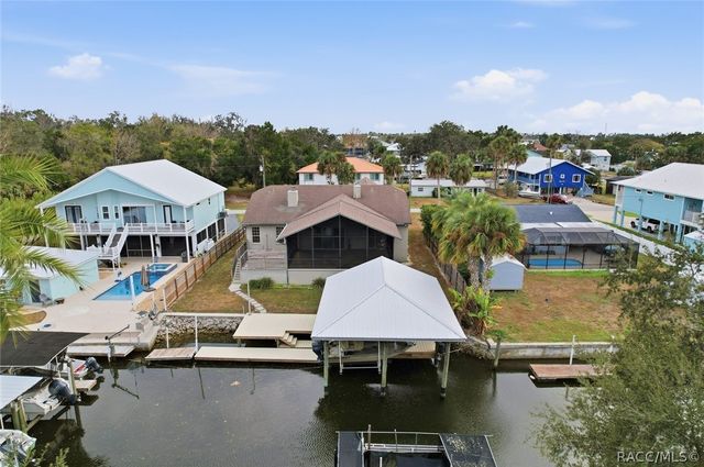1841 NW 17th Street, Crystal River, FL 34428