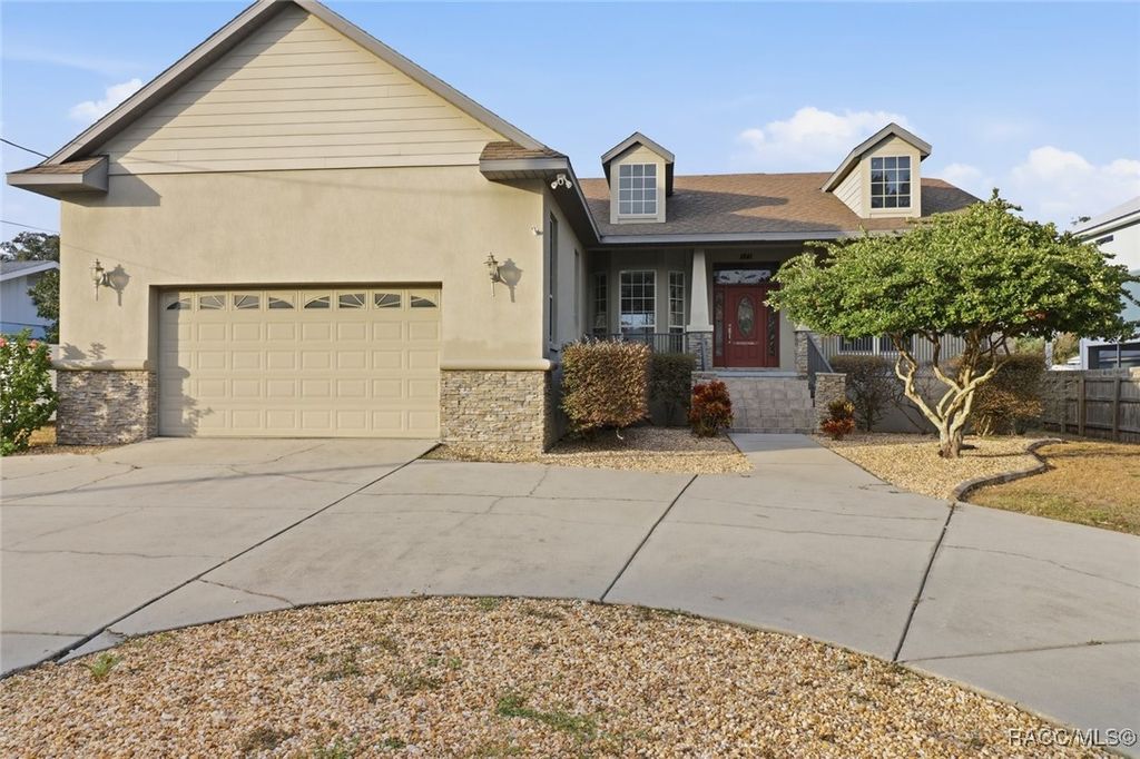 1841 NW 17th Street, Crystal River, FL 34428