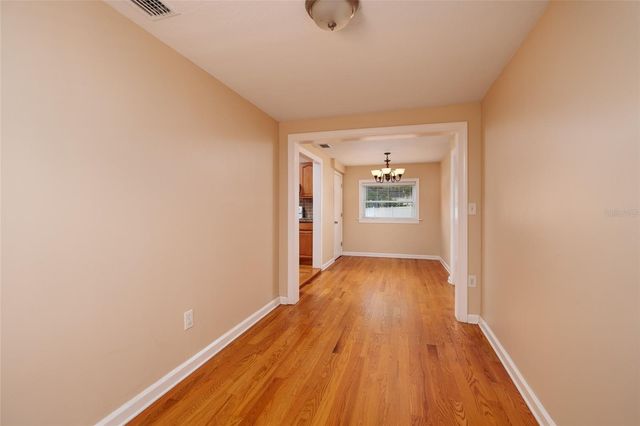 1044 46TH AVENUE N, St Petersburg, FL 33703